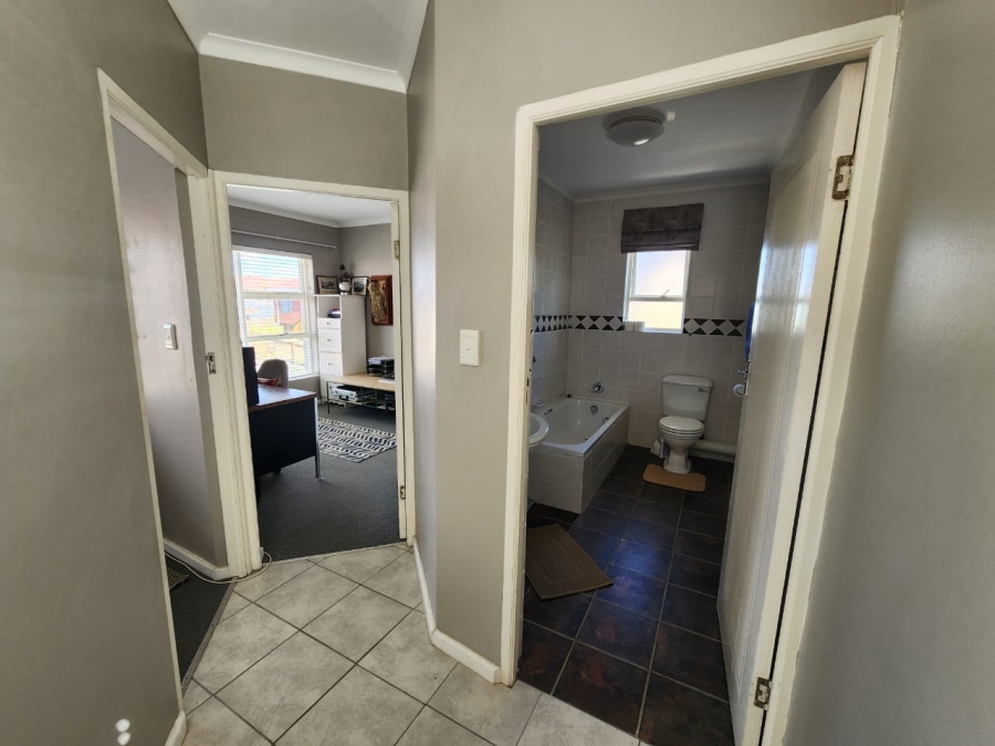 To Let 3 Bedroom Property for Rent in Kleinkrantz Western Cape